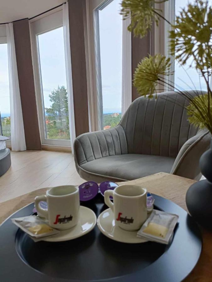 West Panorama Penthouse - Apartment With A Fantastic View Of The City 松博特海伊 外观 照片