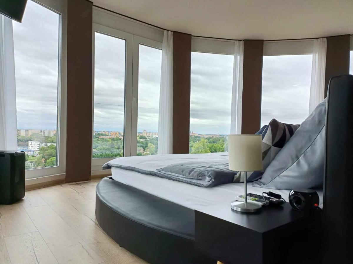 West Panorama Penthouse - Apartment With A Fantastic View Of The City 松博特海伊 外观 照片