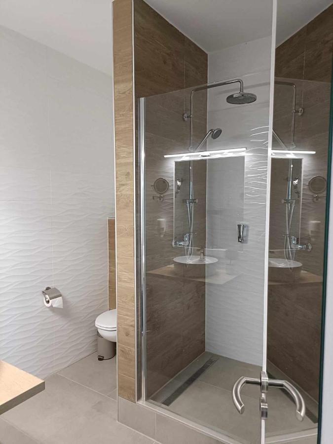West Panorama Penthouse - Apartment With A Fantastic View Of The City 松博特海伊 外观 照片
