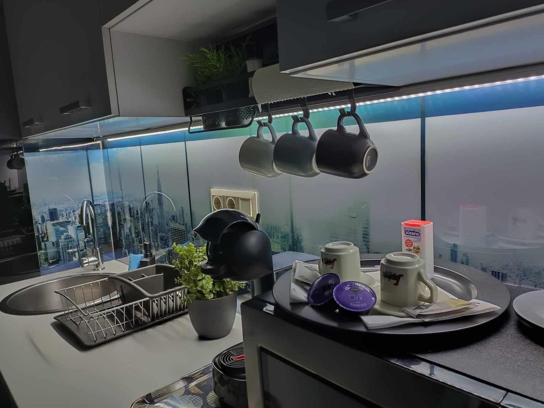 West Panorama Penthouse - Apartment With A Fantastic View Of The City 松博特海伊 外观 照片