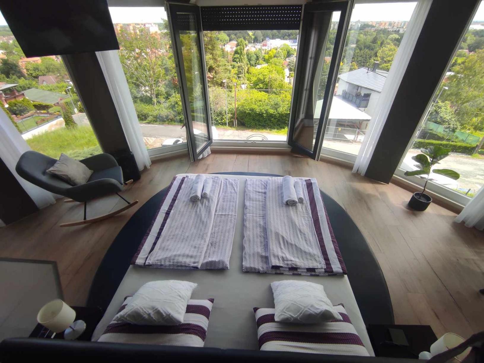 West Panorama Penthouse - Apartment With A Fantastic View Of The City 松博特海伊 外观 照片